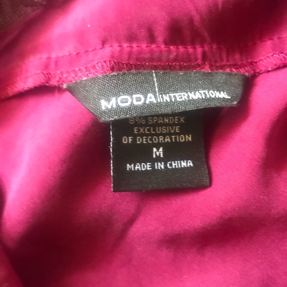 Sexy Silk Top !! ♥️ - Picture 7 of 7